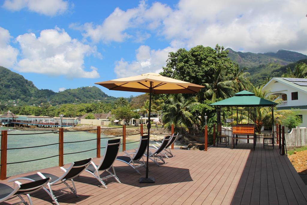 Surfers Cove Apartments Bel Ombre Exterior photo